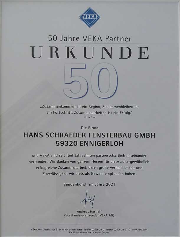 50 Jahre VEKA Partner Urkunde für Schraeder Fensterbau GmbH Ennigerloh 2021